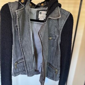 Billabong Gray Jean Jacket with Black Sleeves